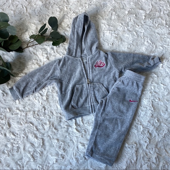 nike velour hoodie